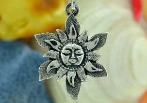Символ сонця - малий амулет на удачу
